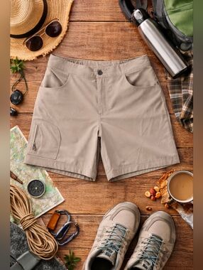 White Sierra Beige Outdoor Shorts